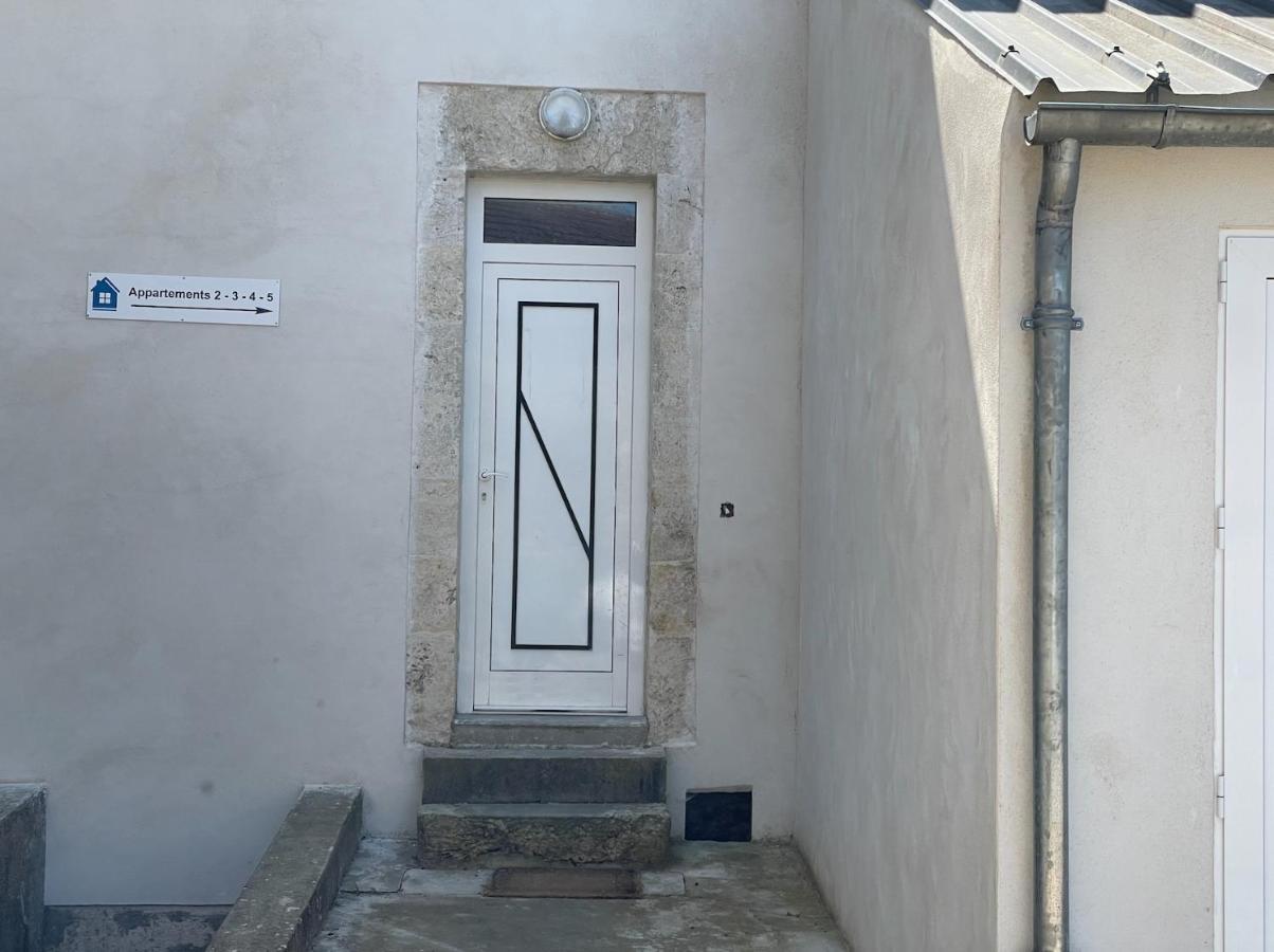 Appartement Avec Parking Gratuit Et Wifi Vierzon Eksteriør bilde